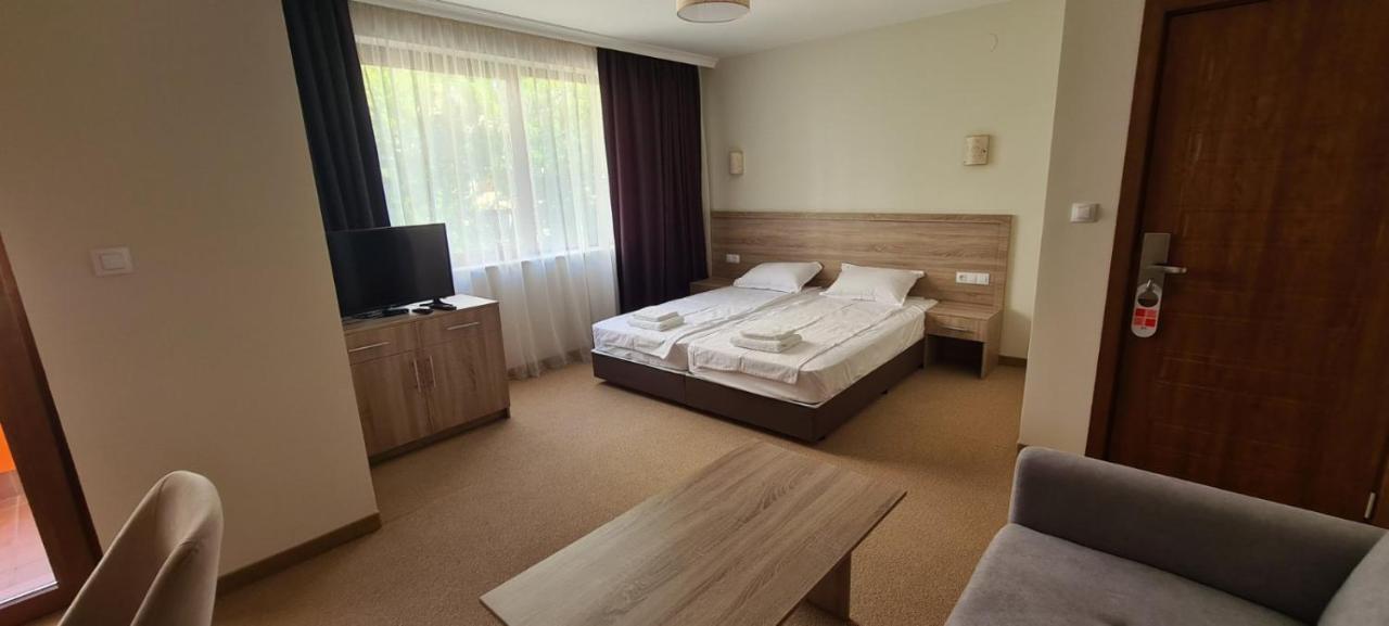 Hotel Geppy София Экстерьер фото